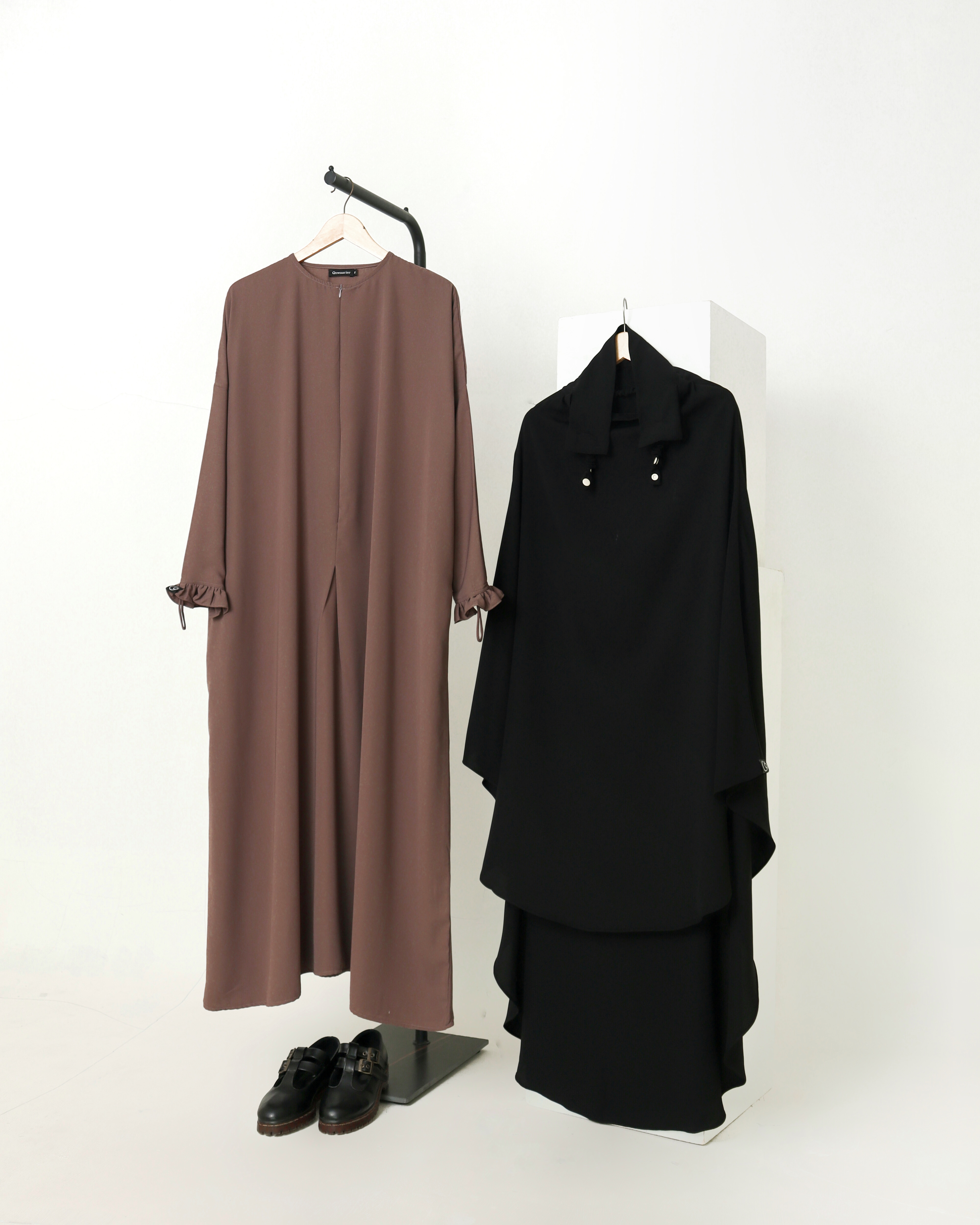 Walnut Black Overview